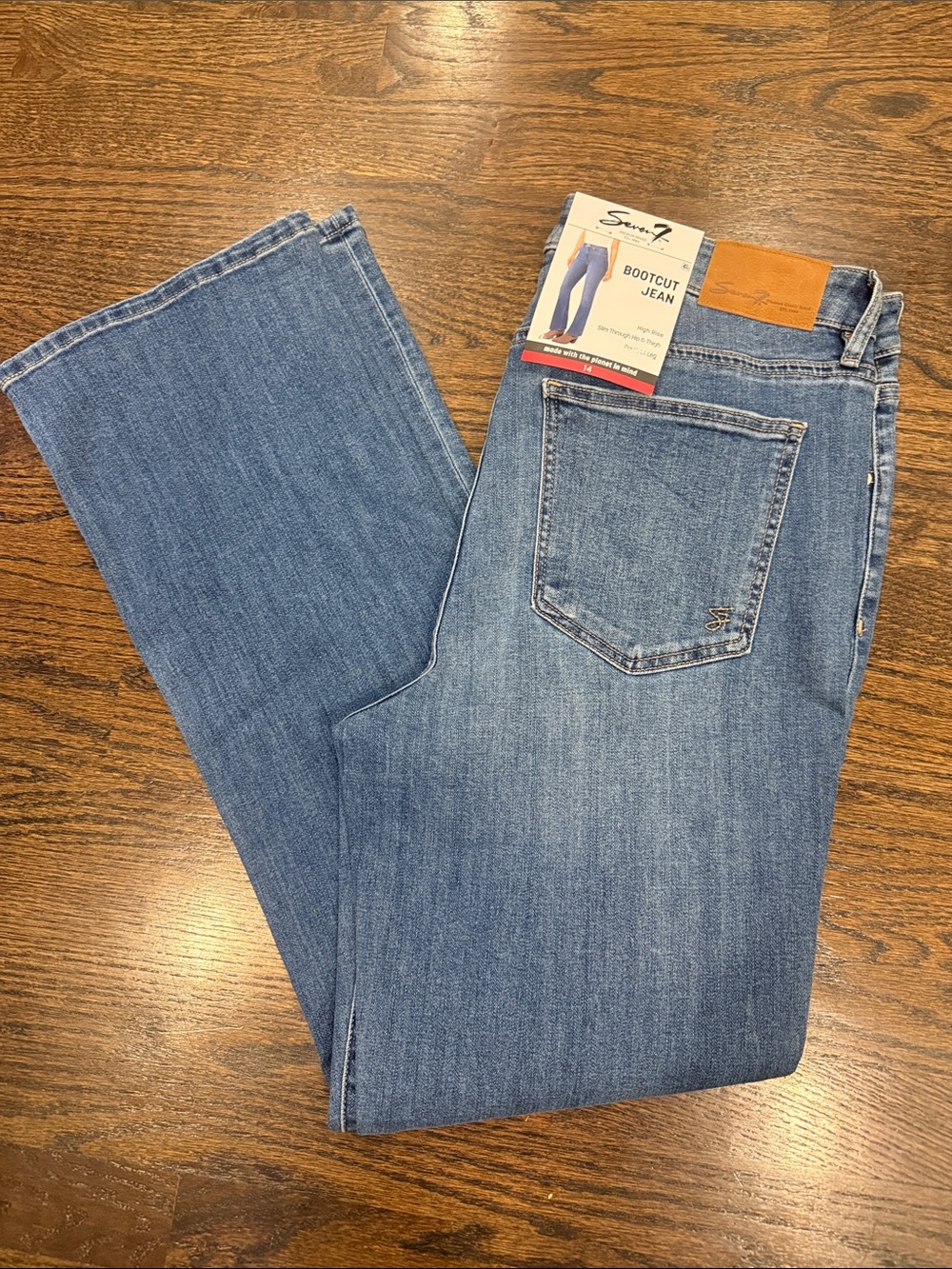 Seven7 woman’s denim Bootcut Jeans - Light Blue 14